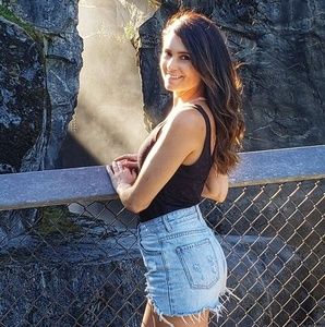 Meet your Posher, Rohanna